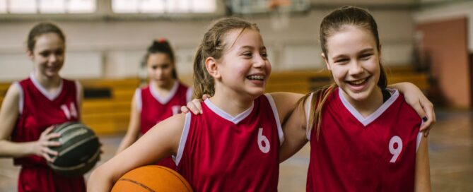Sports safety and orthodontic emergencies 10 A group of girls in a basketball court