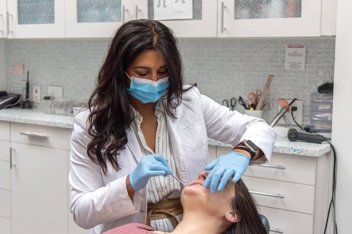 Hidden-smiles-sept-2024-action-shot-2 Orthodontic tips