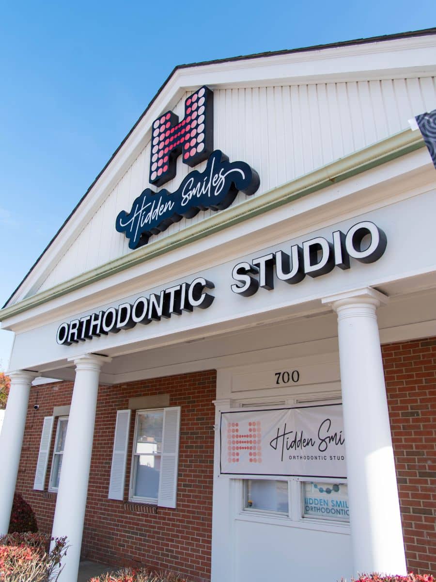 About us 8 Hidden smiles melville office exterior signage