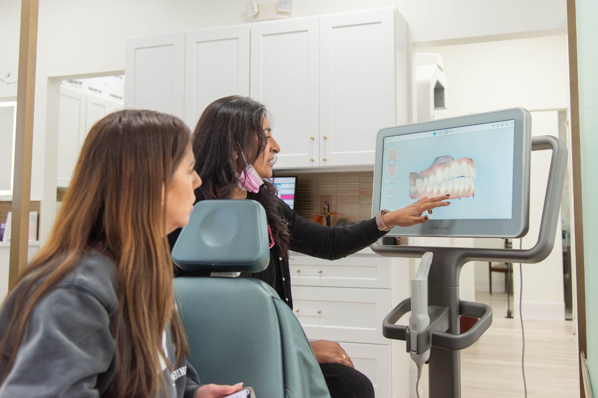 Hidden-smiles-action-accelerated Accelerated orthodontics