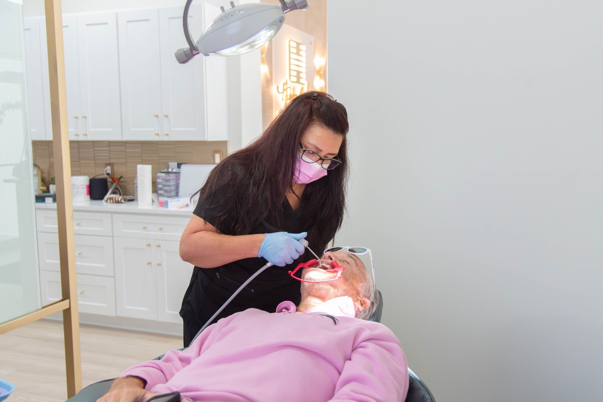 Hidden-smiles-adult-ortho Adult orthodontic treatment